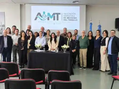 Una médica pampeana se sentó en la mesa chica de la medicina laboral argentina