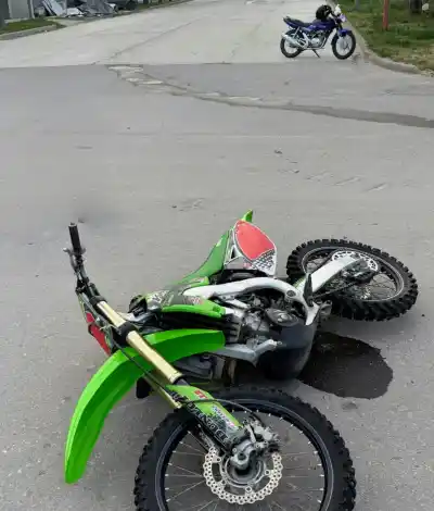 Iba en contramano y chocó de frente: el detalle que complica a un motociclista en Tilisarao