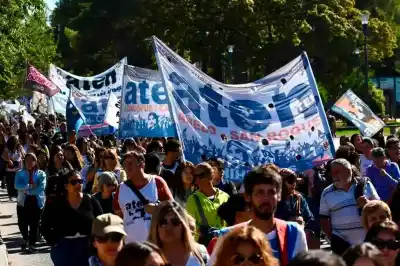ATEN le pone el pecho al Gobierno: "Ya es hora de hablar de salario" y apunta a Vaca Muerta