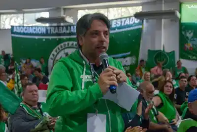 El gremio que moviliza a La Plata puso una fecha límite y un número que complica a la Provincia
