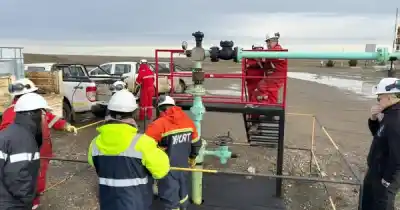 FOMICRUZ se queda con un yacimiento clave cerca de Río Gallegos, pero la letra chica sigue oculta