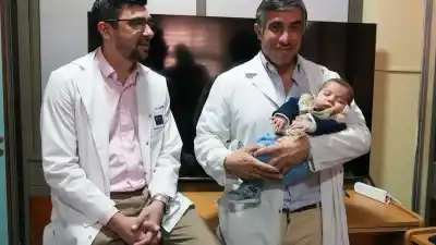 El bebé llegó intubado desde Reconquista y los médicos del Alassia hicieron algo que nunca se había hecho en Santa Fe