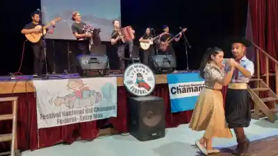 Sauce Montrull se suma al camino que lleva al escenario mayor del Chamamé