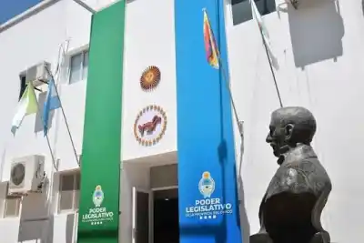 70 empleados por legislador: el costo oculto que indigna a los chaqueños
