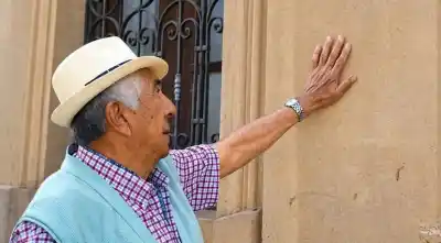 El libro que guarda los secretos del Cafayate que ya no está