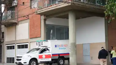 Un gendarme murió en su departamento de Echesortu: qué investiga la fiscal