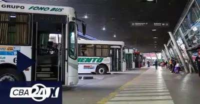 El gasoil casi se duplicó y las empresas de transporte de Córdoba avisan que el sistema se queda sin resto