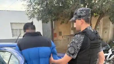 Discusión de pareja en Villa María: terminó detenido y le secuestraron la moto