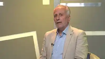 Pastore apuntó contra los posibles rivales de Llaryora y no los perdonó: "Un improvisado y dos fracasados"