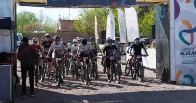 Más de 250 corredores tomaron el Desafío del Atuel y el campeonato alvearense se cerró a lo grande