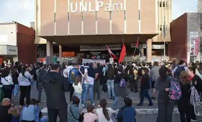 Un fallo le devolvió el rol al Congreso y ordenó cumplir la ley universitaria: qué dijo el rector de la UNLPam