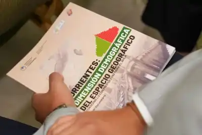 Corrientes tiene un libro de Geografía hecho en casa: qué contiene y quiénes lo van a usar