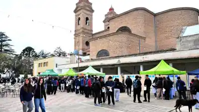 Más de 16 instituciones llenaron Viedma con carreras y oficios: la lista que evita irse de la ciudad