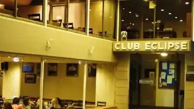 Tenía 8 años, estaba en su clase de patín y un arco le cayó encima: el club decretó duelo