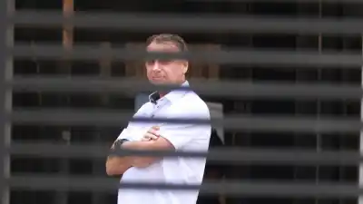 La jugada que puede dejar libre a Bolsonaro: su hijo ya tiene fecha para el indulto