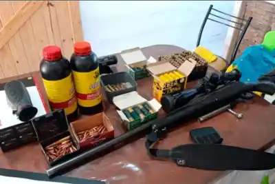 Bovril: los vecinos rurales denunciaron a hombres armados y la Policía encontró algo más en tres allanamientos