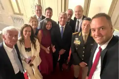 El Gobierno de Milei autorizó un aumento salarial que supera el 100% para su Gabinete
