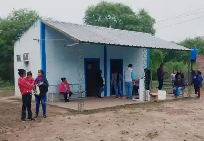 El hospital de Subteniente Perín llegó a la comunidad Qom San Carlos con una jornada de salud que incluyó un gesto que las familias esperaban