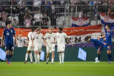 Perdió, se quedó con uno menos y la figura apareció dos veces: así se dio vuelta el partido de la jornada