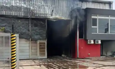 Trabajaban con una máquina en Burzaco y el fuego se descontroló: murió uno de los dueños de la panificadora