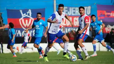 El delantero que ya brilló en Central Córdoba, Mitre y Güemes está a un paso del Albo