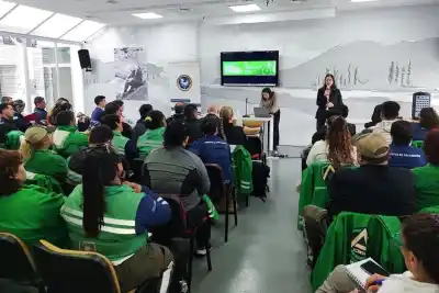 Neuquén sentó a la Policía, la Defensoría y Estrellas Amarillas en la misma mesa: qué se definió sobre las calles