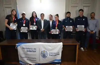 Tucumán premió a los atletas que volvieron con medallas de los Odesur 2026