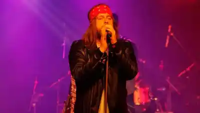 El desafío que casi le cuesta la voz a un tributo de Guns N' Roses en San Juan