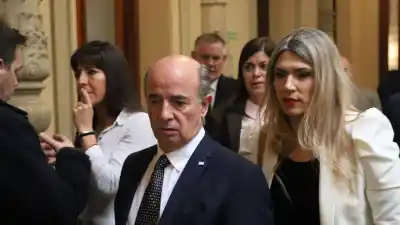 Un diputado libertario justificó su visita a detenidos por la dictadura, pero su argumento descolocó a todos