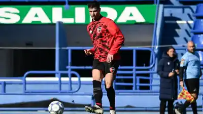 Newell's pierde a su patrón del fondo: la lesión que enciende las alarmas antes de Mendoza