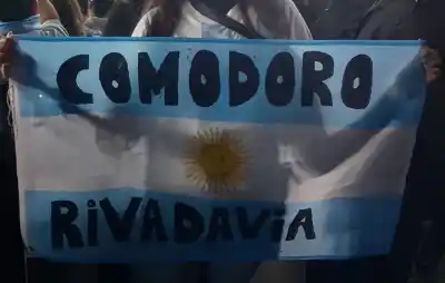 Messi se despidió en el Monumental y desde Comodoro no se lo quisieron perder