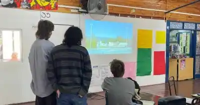 Estudiantes mendocinos filman sus propios cortos para hablar de bullying y soledad