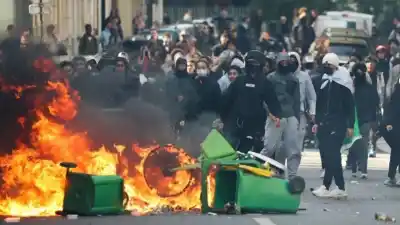 Francia: 250.000 marcharon por las escuelas y el gobierno prometió respuestas antes de fin de mes