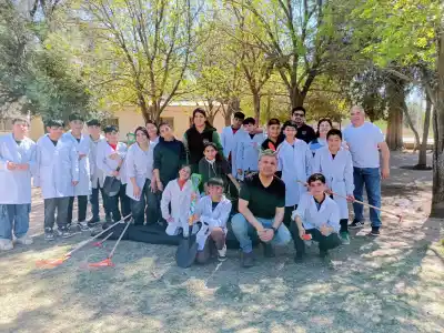 La escuela de Candelaria recibió un kit que promete cambiar el patio para siempre