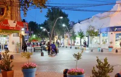Villa Mercedes: comerciantes cierran sus persianas y una factura de luz desata la alarma