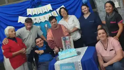 Cuatro platos, una olla y un caballo que se arrodillaba: los 40 años del hogar que nació en un sulky