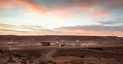Santa Cruz y PAE negocian por D-129: el 60% del acuerdo ya está cerrado