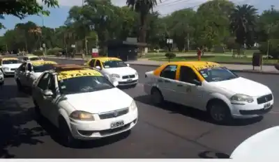 El paro de la UTA vació las paradas en San Juan: a qué tuvieron que recurrir miles de pasajeros