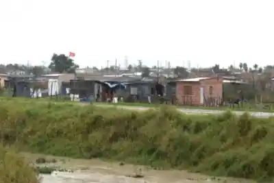 Fue a recuperar su moto robada en el Pirayuí y terminó macheteado en medio de una batalla campal