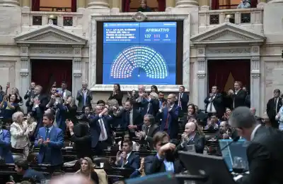 Diputados aprueban polémica reforma ambiental tras intenso debate en el Congreso
