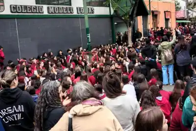 “No vamos a entrar a clases”: el escándalo que paralizó a un colegio de Lomas de Zamora