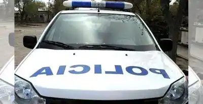 Un favor en la ruta: la caja que viajó en un móvil policial y el olor que lo cambió todo