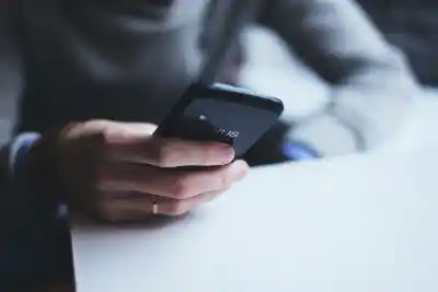 Comprar un celular nunca fue tan barato, pero hay un sector que ya no fabrica casi nada