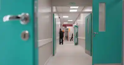 General Alvear: el hospital que reparte narices turquesas para hablar de salud mental