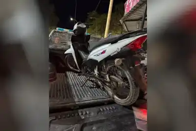Lo pararon por andar en zigzag y la moto escondía un secreto de 2023