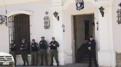 Gendarmería allanó la sede de la Federal en Salta por una denuncia que apunta a comisario y sargento