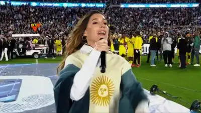 El poncho catamarqueño que Soledad lució en la despedida de Messi: "No lo podía creer"