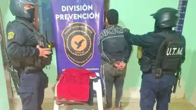 Menor con arresto domiciliario fue interceptado tras robar un local comercial en Termas de Río Hondo
