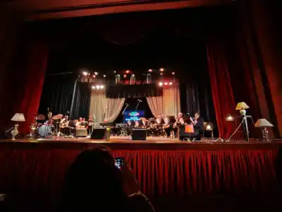 Bell Ville: la Banda Municipal se subió al escenario del Coliseo con un repertorio que sorprendió a todos