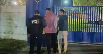 Detenido en pleno partido: el hombre que entregó un DNI falso y tenía un rol clave en una organización